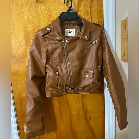 Ashley Jacket with matching handbag.Gently used. Small size leather - Picture 2 of 5